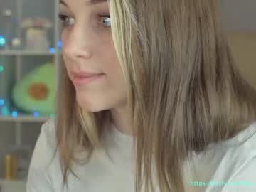 webcam girl mia_milagros capture image #2495064