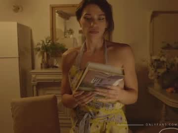 webcam girl lucieoude_ capture image #3737351