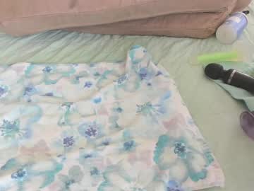 webcam girl honey_sunshine capture image #3671985