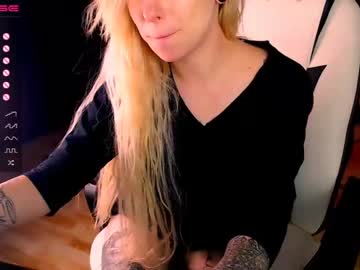 webcam girl naughty__cutie capture image #288945