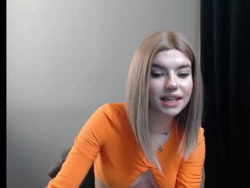 webcam girl kiki_mone capture image #4019021
