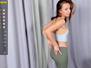 webcam girl reginaleslie capture image #4222780