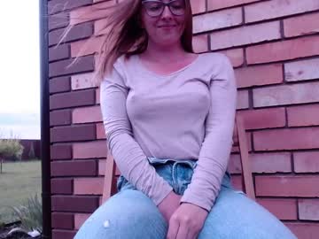 webcam girl juicy_peach88 capture image #2919859