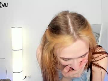webcam girl santa_m0nika capture image #2230110