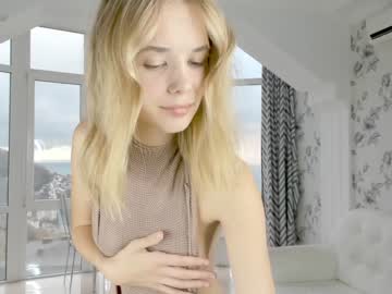 webcam girl infinite_reality capture image #1022970