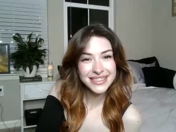 webcam girl milkywhiiite capture image #3518880