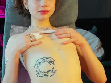 webcam girl mayabach capture image #4975132