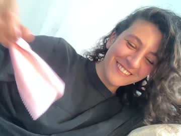 webcam girl annareyle capture image #3650604