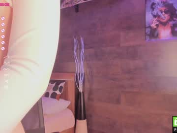 webcam girl yolandabertha capture image #5160882