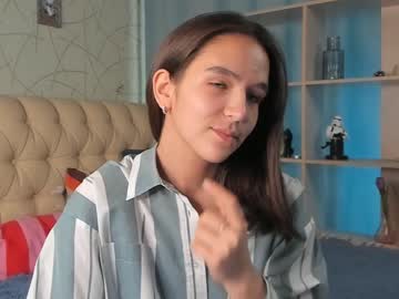 webcam girl catherineandrea capture image #3656607