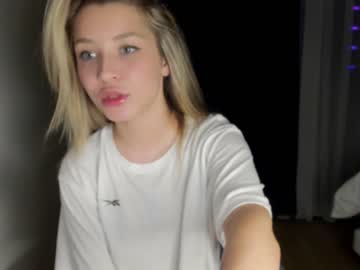 webcam girl sun_shine_baby capture image #2538785