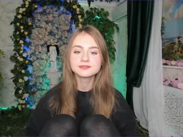 webcam girl elizabeth_wong capture image #256451