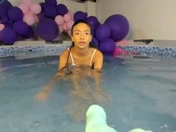 webcam girl emilyn_keating capture image #559399