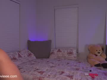 webcam girl maggielovieee capture image #2073403