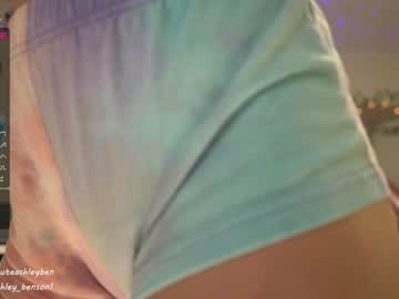 webcam girl ashley_benson1 capture image #2810806