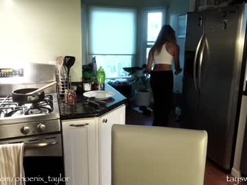 webcam girl phoenix_taylor capture image #3481456