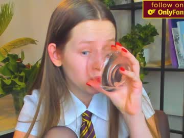 webcam girl toxl capture image #2012746