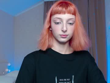 webcam girl lit1le_kitty_ capture image #104511