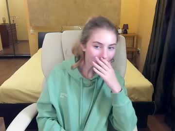 webcam girl carrie_kerrr capture image #3420618