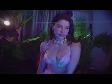 webcam girl lucieoude_ capture image #5174361