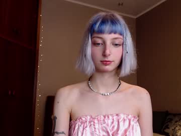 webcam girl lit1le_kitty_ capture image #1272819