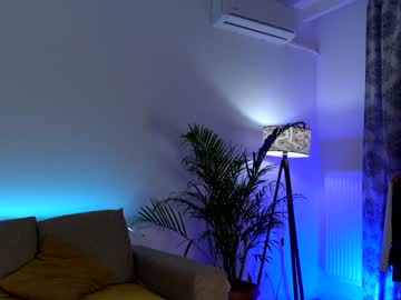 webcam girl naughtyrider69 capture image #1881496