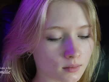 webcam girl bestblondiiecb capture image #5351634