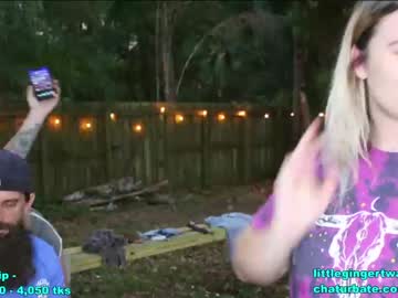 webcam couple xoxo_caroline capture image #1918257
