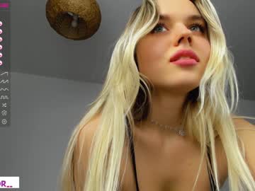 webcam girl corni__ capture image #5227900