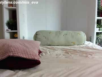 webcam girl mis_eva capture image #3446827