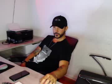 webcam man tommy_jhonn capture image #4044151