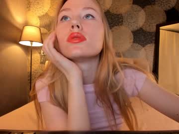 webcam girl crystalreves capture image #1951193