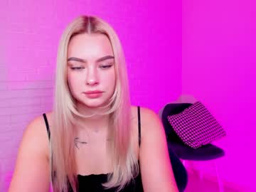 webcam girl 8a8y_nura capture image #1491954