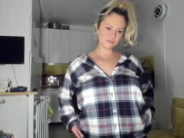 webcam girl kiradivine capture image #4348173