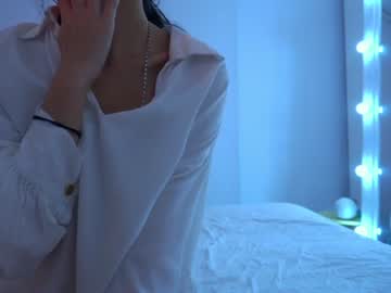 webcam girl houseofkei capture image #1902842