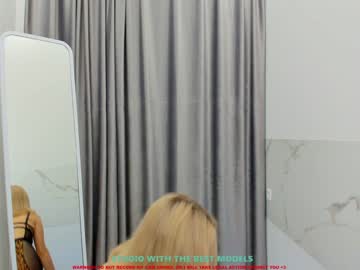 Cam for leila_coy