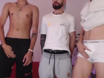 webcam man fratguysonline capture image #4651807