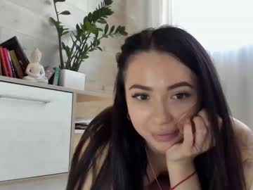 webcam girl meryfoxxx capture image #563395