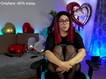 webcam girl naughtyrider69 capture image #1737863