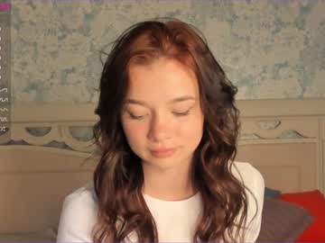 webcam girl dismayistrar capture image #3358330