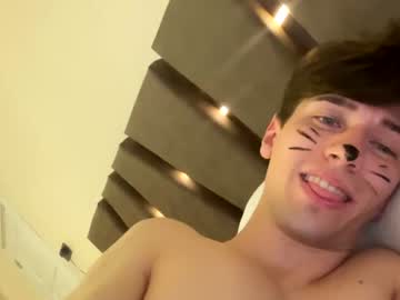 webcam man boy_with_a_joy capture image #2285051