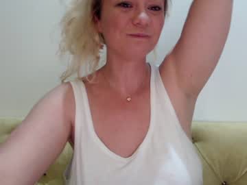 webcam girl kiradivine capture image #3123474