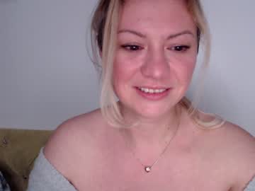 webcam girl kiradivine capture image #2530075