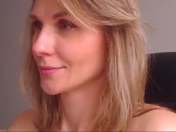 webcam girl lady_ada capture image #1388954
