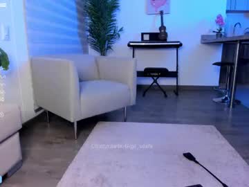 webcam girl gigi_ulala capture image #4907395