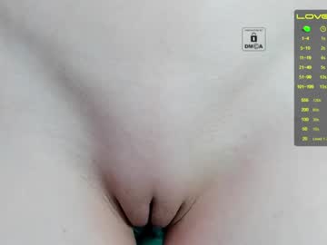 webcam girl _witch__ capture image #1111343