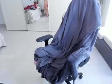 webcam girl cassy_cum capture image #4011126