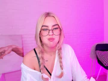 webcam girl 8a8y_nura capture image #2123692