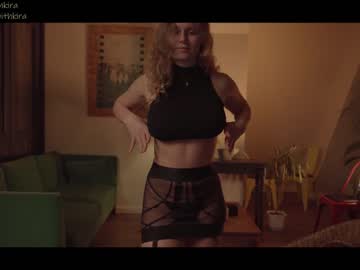 webcam girl chillwithkira capture image #2003486