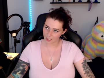 webcam girl bigtittedtattedlesbian capture image #3373541